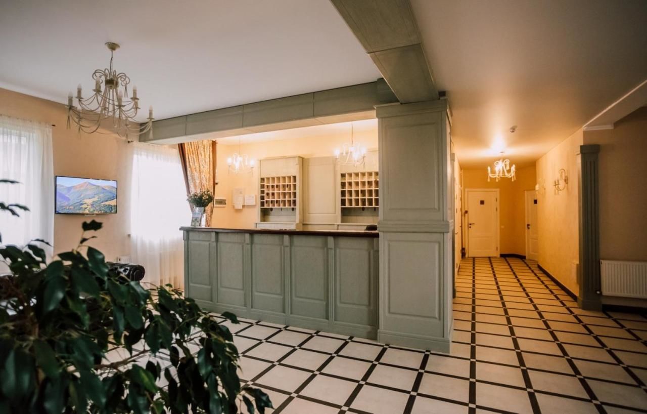 Отель Yaremche Premium Hotel Яремче-15