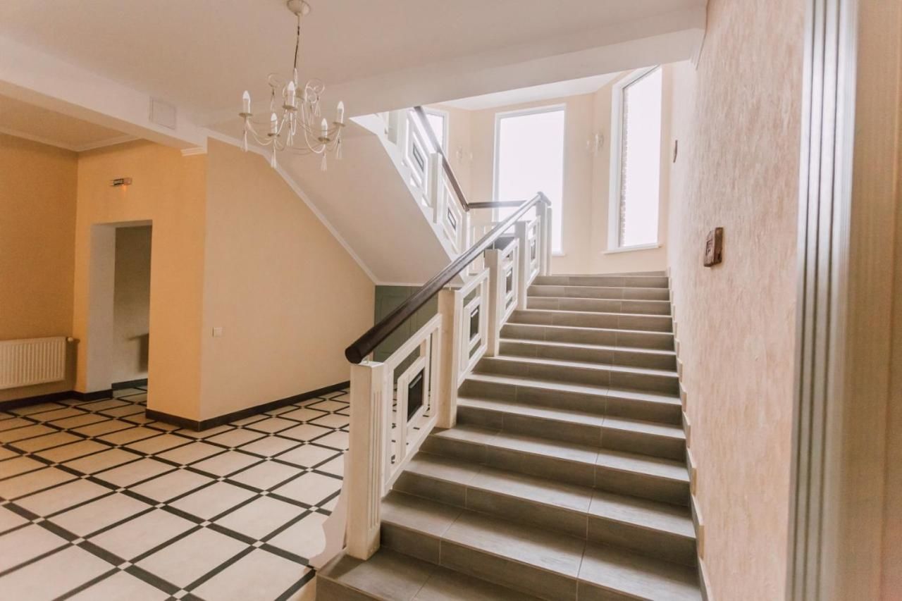 Отель Yaremche Premium Hotel Яремче-18