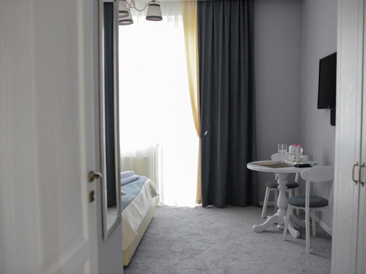 Отель Yaremche Premium Hotel Яремче-41