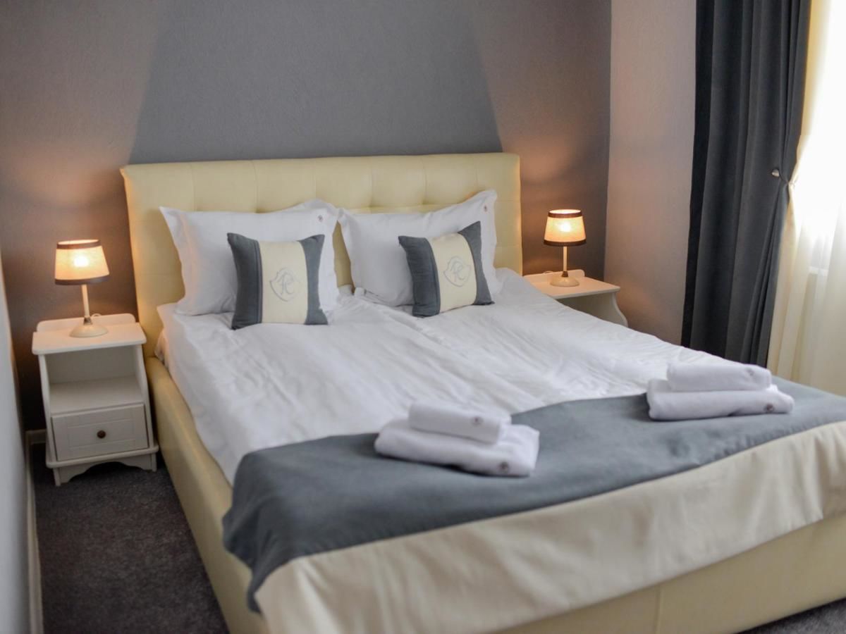 Отель Yaremche Premium Hotel Яремче-43