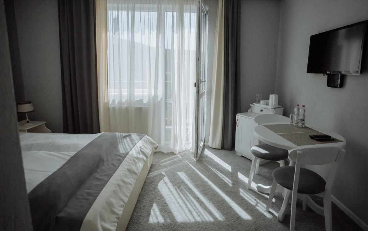 Отель Yaremche Premium Hotel Яремче-46