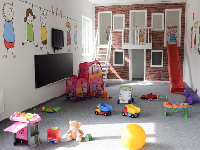 Отель Yaremche Premium Hotel Яремче-36